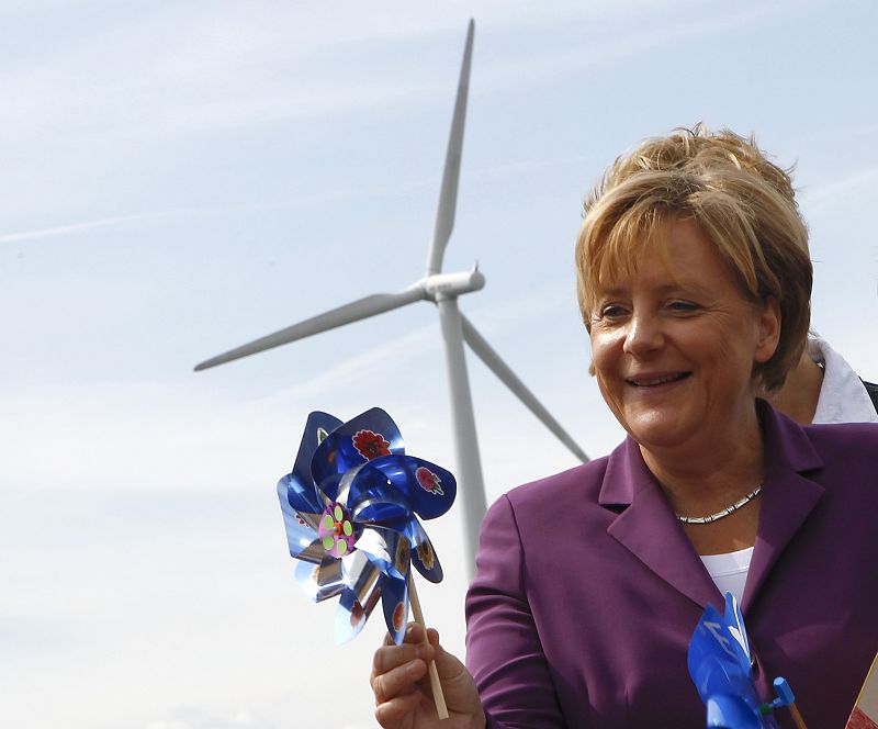 Más de 40 empresas alemanas crean un manifiesto conjunto contra la política energética de Merkel