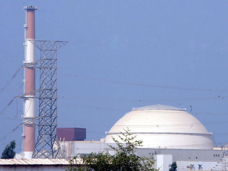 Irán pone en marcha la central nuclear de Bushehr a orillas del Golfo Pérsico