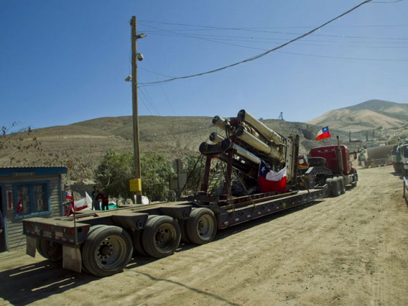 Los mineros de Chile han perdido hasta 10 kilos de peso y organizan rutinas de trabajo diarias