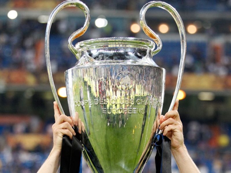 El Real Madrid podría enfrentarse a Raúl Gonzalez Blanco en la 'Champions League' 2010-2011