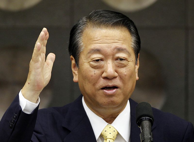 Un nuevo terremoto político amenaza a Japón tras el desafío de Ozawa al actual primer ministro