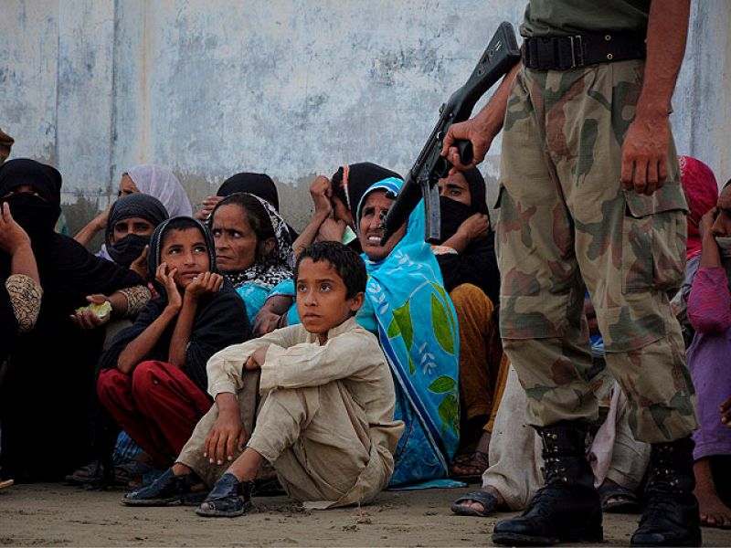 EE.UU. alerta de que los talibanes planean atentar contra los extranjeros que ayudan en Pakistán