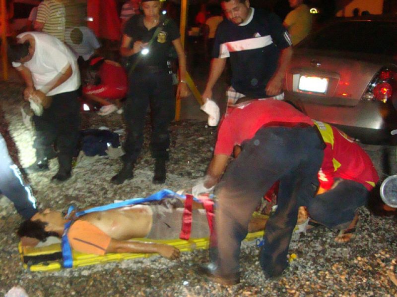 Dieciséis heridos por  la explosión de una granada en un bar de Puerto Vallarta