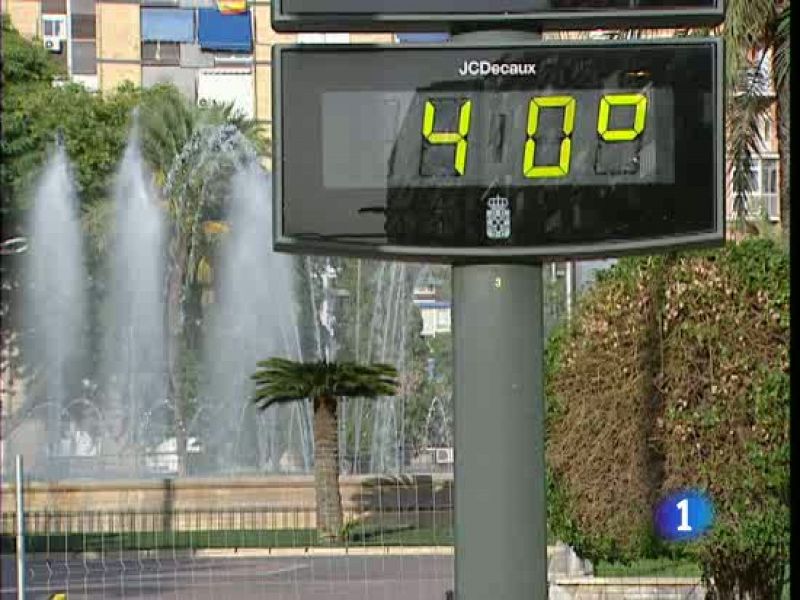 La ola de calor deja en alerta roja a Murcia, Alicante y Valencia, aunque comienza a remitir