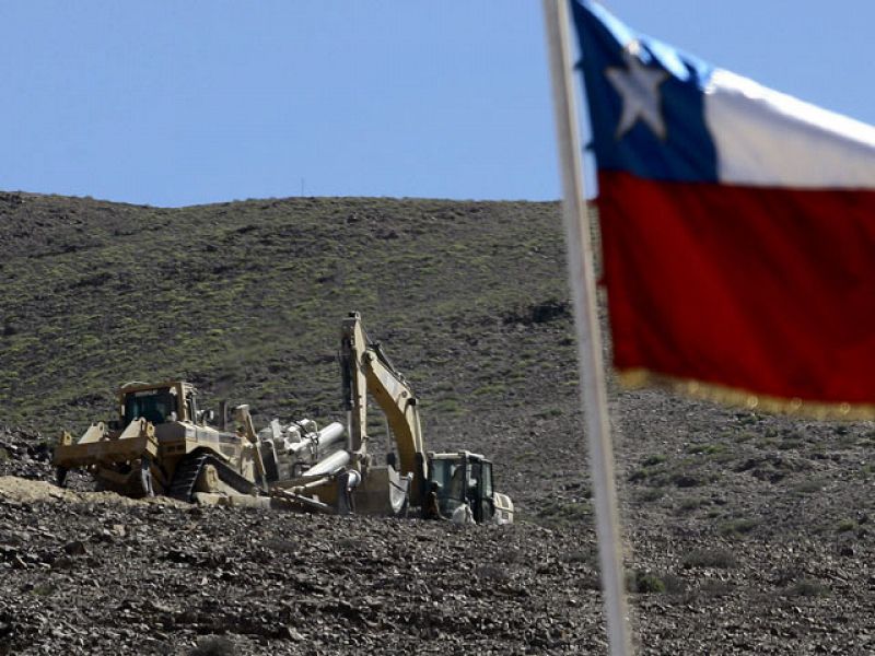 Preocupación por el estado de ánimo de los 33 mineros atrapados en Chile