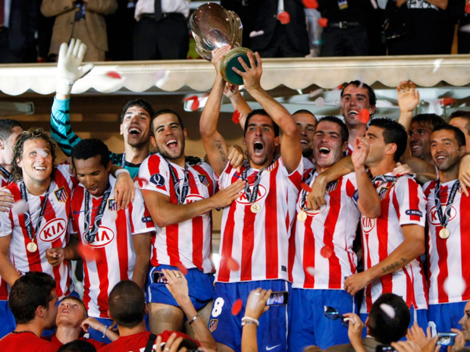 El Atlético parece haber resurgido de sus cenizas. Tras una temporada donde llegó a rozar el descenso, los rojiblancos se medirán contra el Sporting de Gijón en el primer partido de Liga.