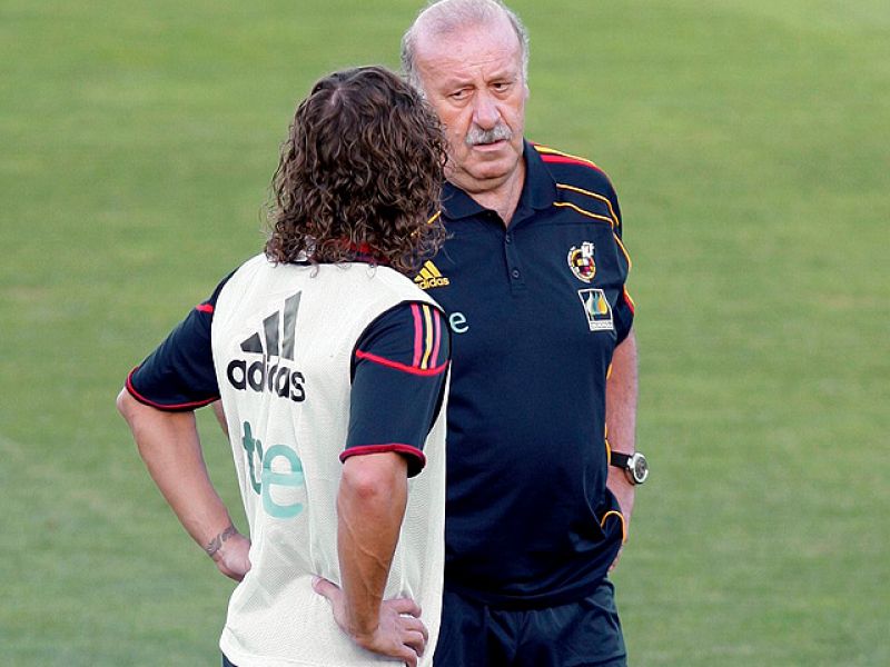 Del Bosque llama a Monreal para cubrir la baja de Puyol