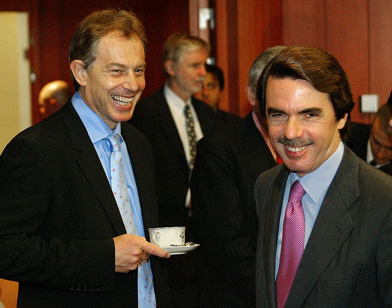 Blair desvela que Aznar le dijo que solo un 4% de los españoles apoyaba la Guerra de Irak