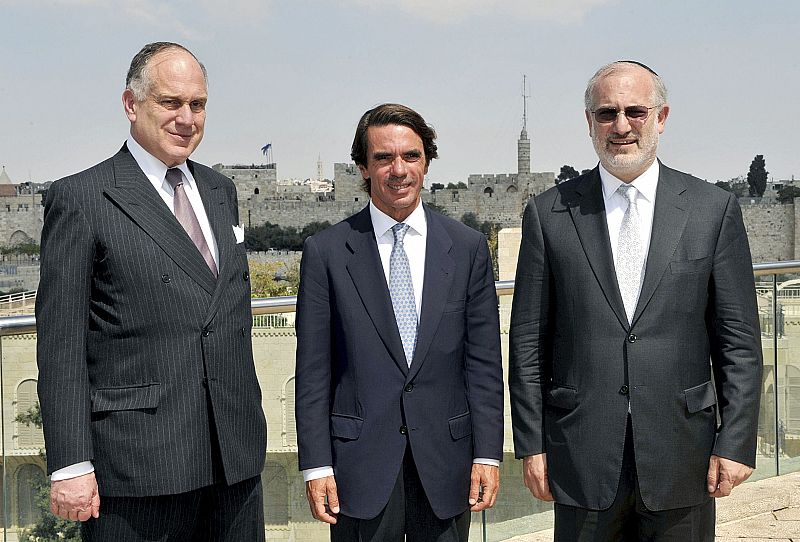 Aznar acusa a Obama de "abrazar a sus enemigos y castigar a sus aliados" ante un grupo judío