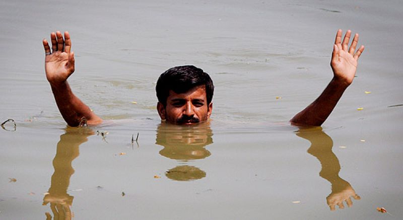 Pakistán valora en más de 33.000 millones de euros los daños causados por las inundaciones