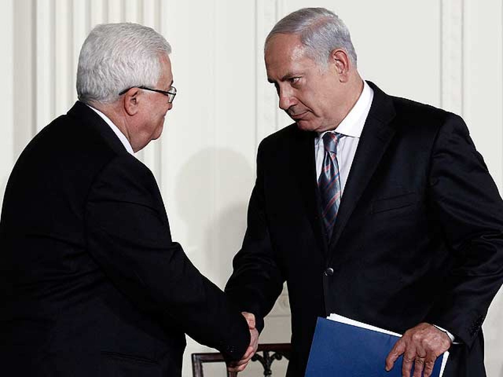 Abas dice que es tiempo de construir la paz y crear un estado palestino | Ver