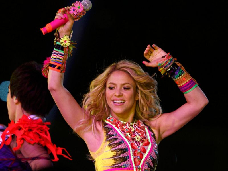 Shakira estrena "Loca", su nuevo single