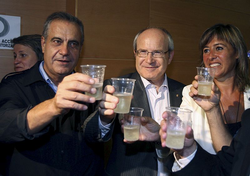 Montilla no ve un problema que las elecciones catalanas sean el 28-N, el día del Barça-Madrid