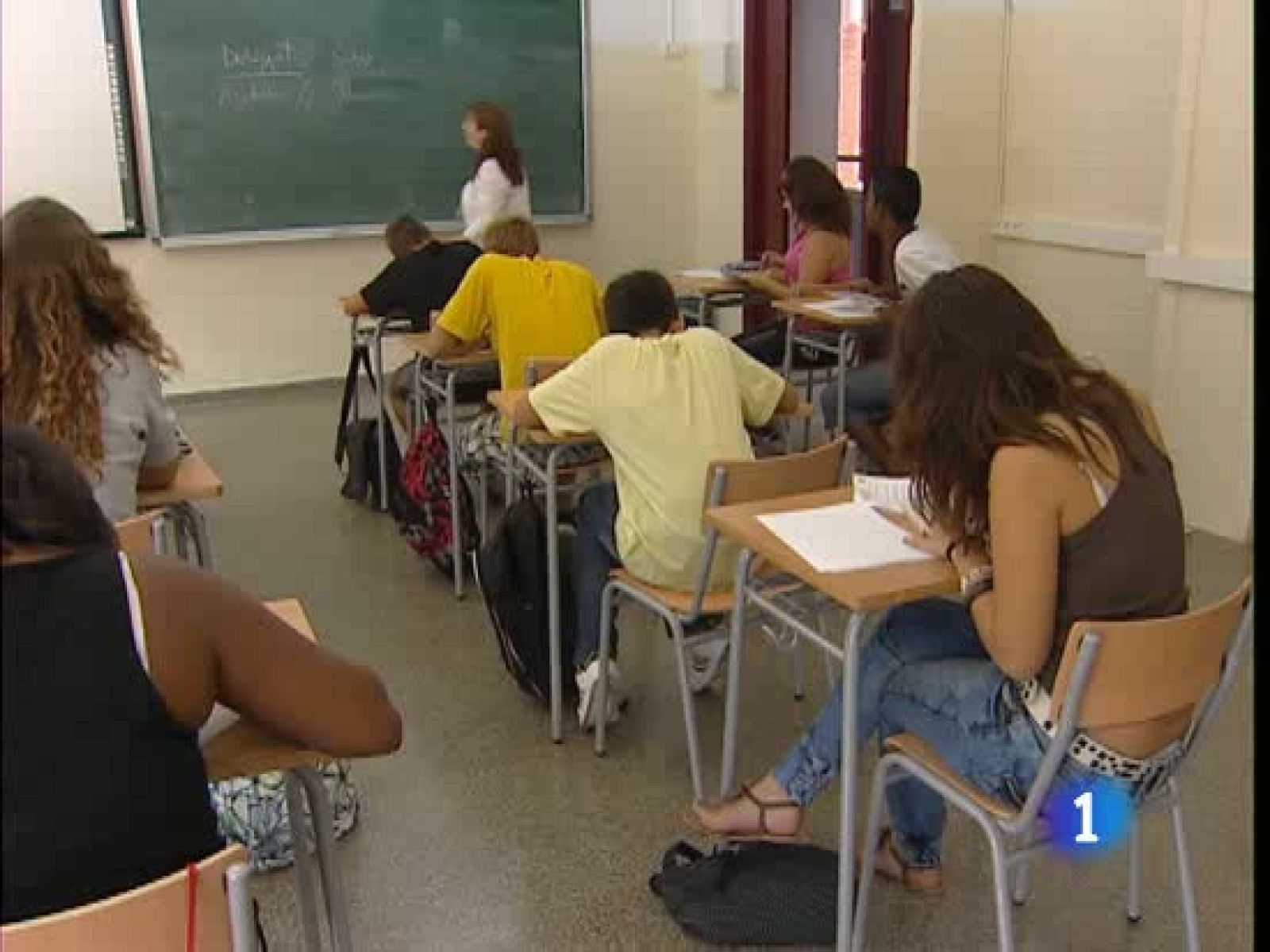 La Formación Profesional es una de las opciones por las que más apuestan los jóvenes en España | Ver