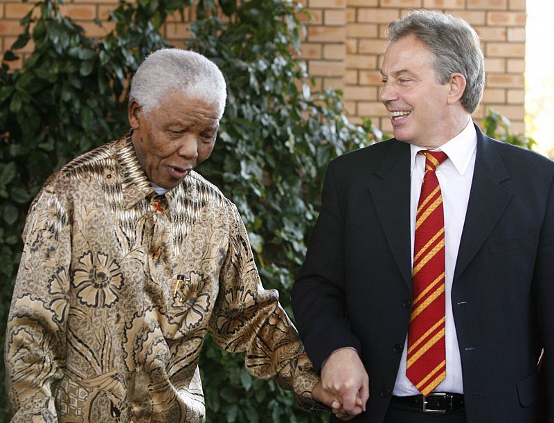 Mandela se sintió "traicionado" por la decisión de Blair de invadir Irak