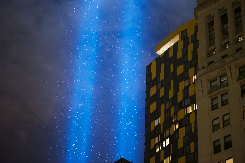 Los haces de luz del 11-S, una trampa para pájaros