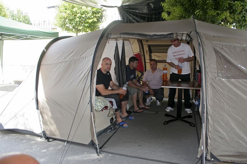 Los mineros recrudecen sus protestas con cortes de tráfico, trenes, huelga de hambre y encierros