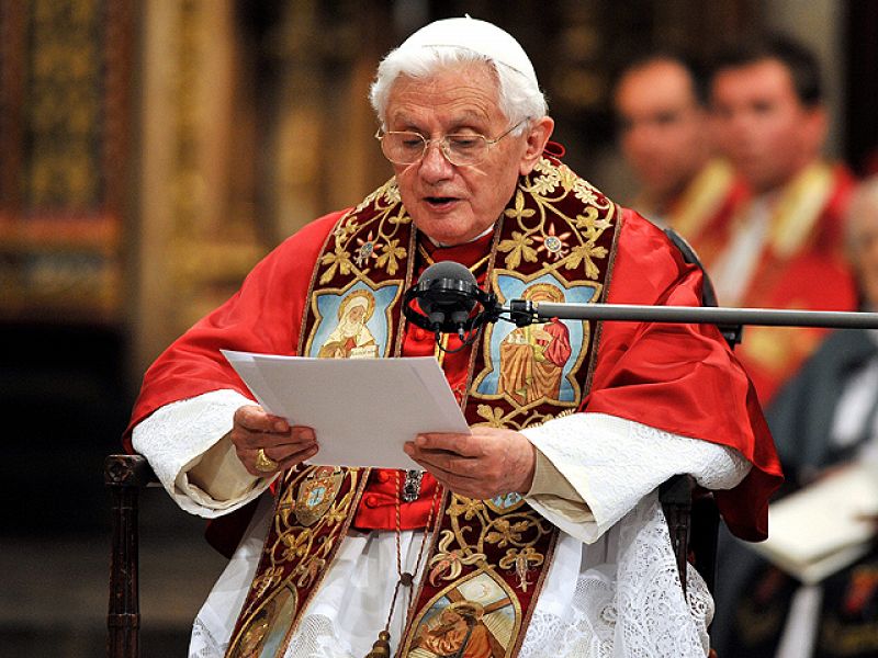 Benedicto XVI pide la unidad de los cristianos en el corazón del anglicanismo