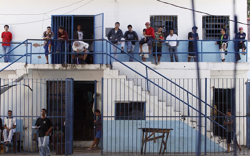 Intervienen una cárcel en Paraguay en la que un grupo de presos grababan abusos a menores