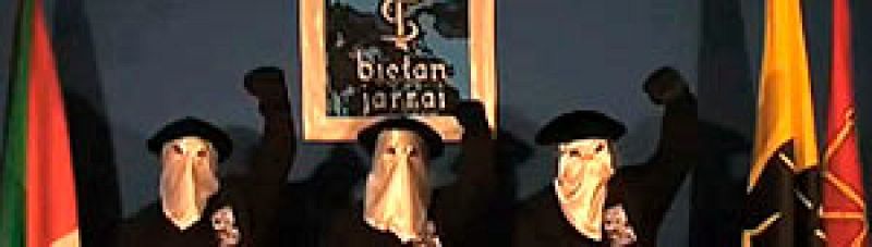 ETA se compromete con los mediadores internacionales a un alto el fuego verificable