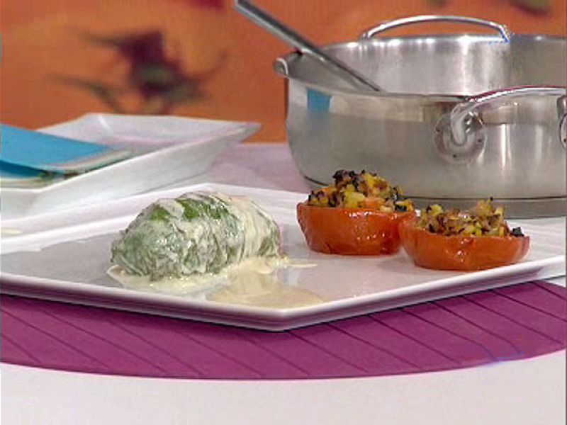 Filetes de gallo en salsa con tomates rellenos (20/09/10)