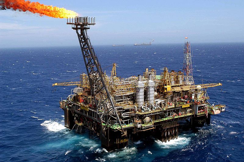 La petrolera brasileña Petrobrás presenta la mayor ampliación de capital de la historia