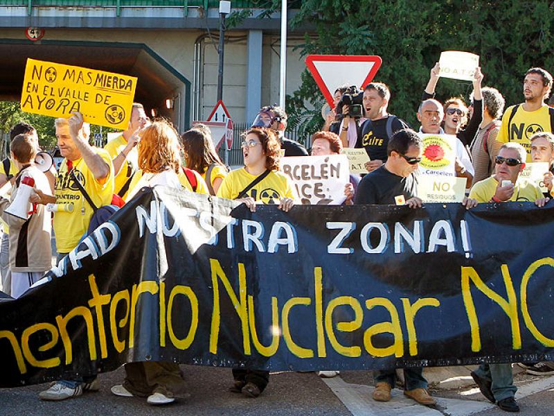 Manifestaciones en Cuenca, Madrid y Valencia contra el cementerio nuclear en Zarra