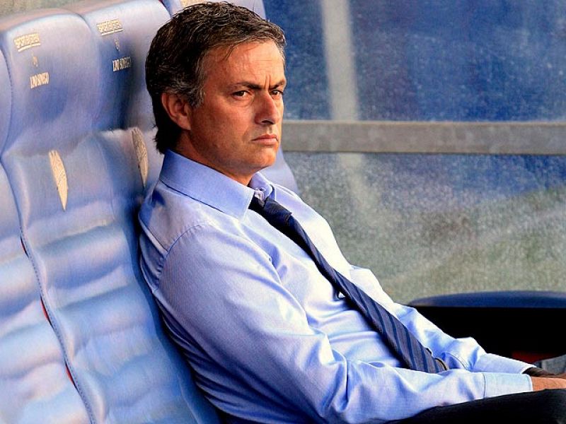 Mourinho: "Como mínimo diez jugadores del Levante parecía que iban a acabar en el Hospital"