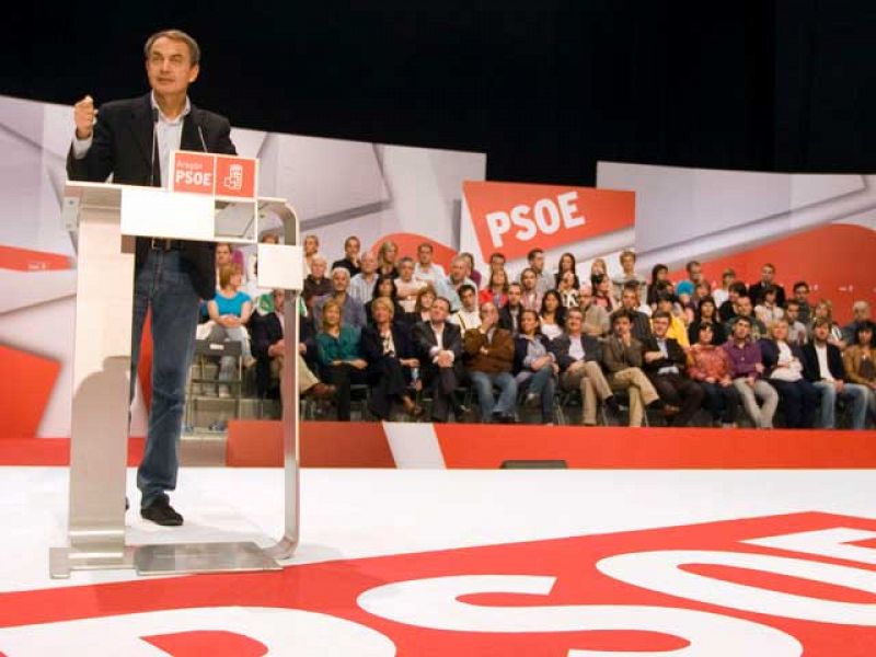 Zapatero garantiza que mantendrá el diálogo con los sindicatos tras la huelga general
