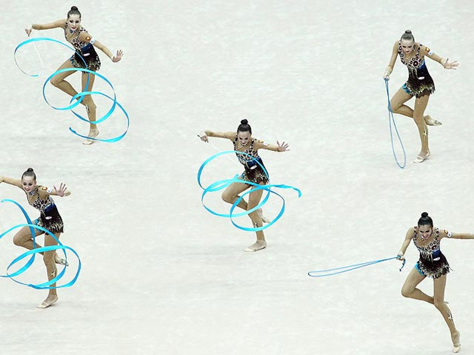 Rusia, oro en tres cintas y dos cuerdas | Ver