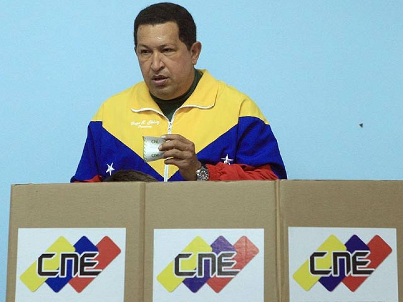 La oposición venezolana reta a Chávez para 2012 tras ganarle el pulso electoral