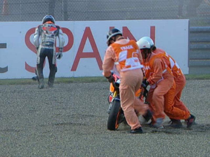 Vuelve la magia de Valentino y Pedrosa se lesiona