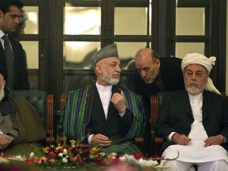 El presidente afgano, Hamid Karzai, inaugura el Consejo de Paz para dialogar con los talibanes