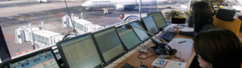 Los controladores aéreos rompen las negociaciones del convenio con AENA