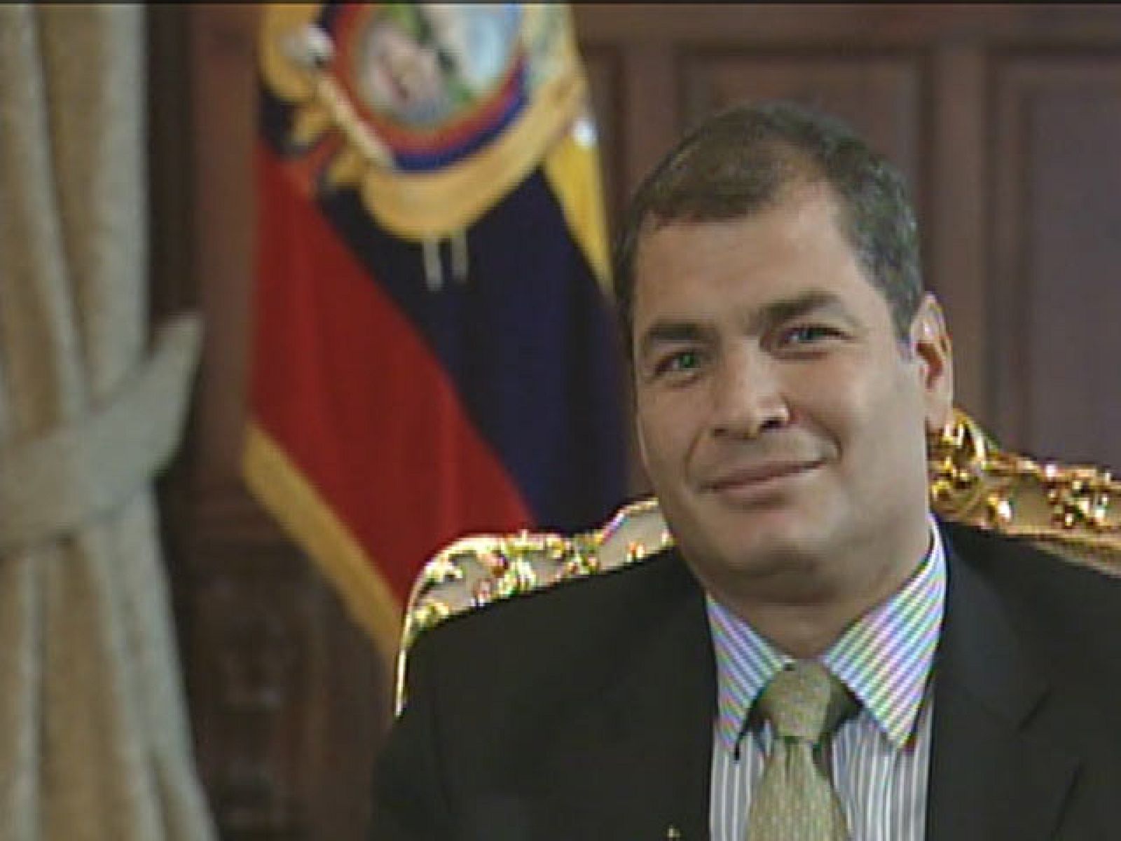 El presidente de Ecuador, Rafael Correa, concede una entrevista a TVE
