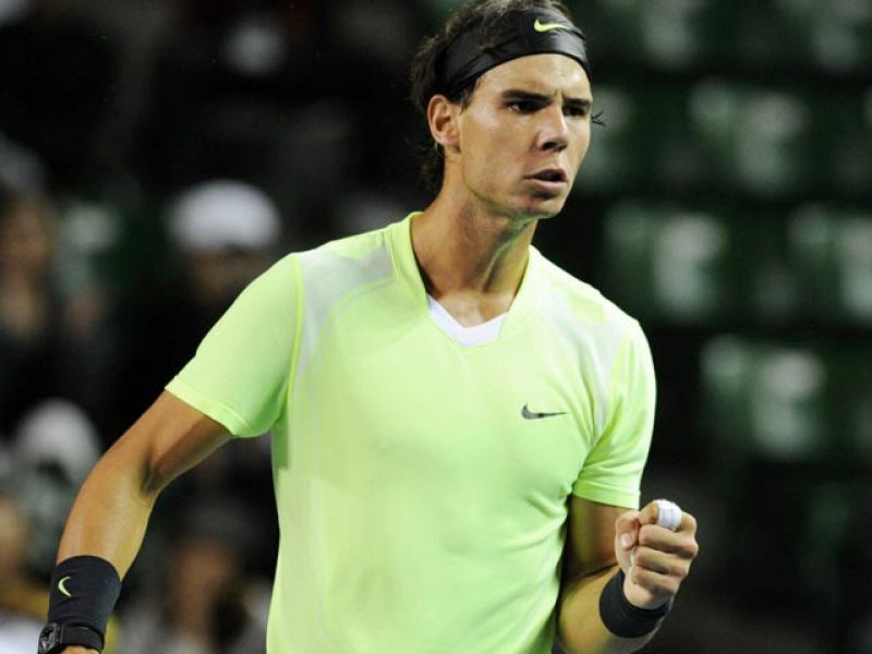 Nadal vence con autoridad a Tursunov