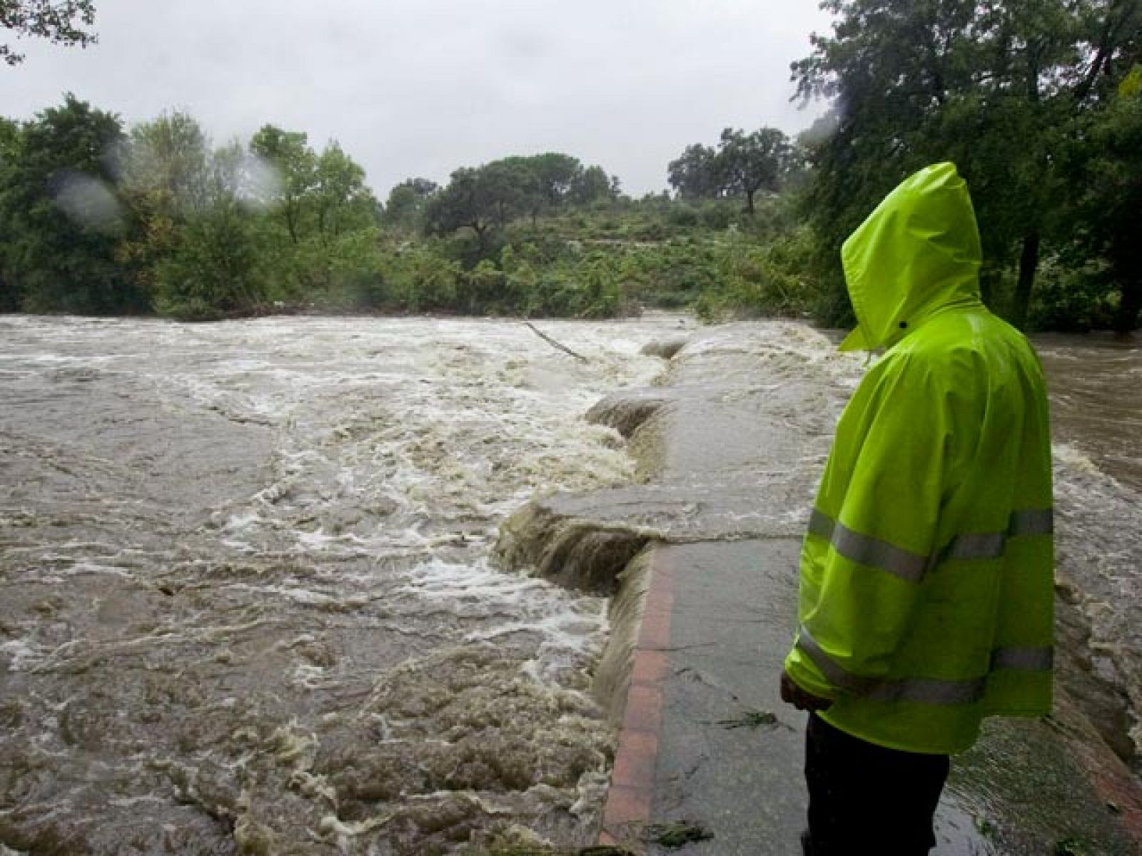 En Cataluña sigue activada la alerta por lluvias | Ver