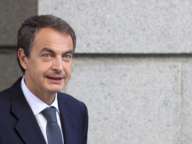 Zapatero defiende la libertad de expresión de quienes le abuchearon pero pide "respeto" al acto