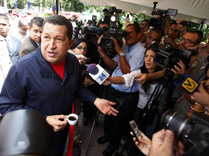 Chávez responde a quienes le involucran con el terrorismo: "A palabras necias, oídos sordos"
