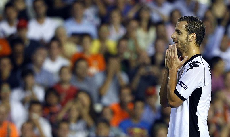 Soldado: "Es momento de hacer daño al Barça"