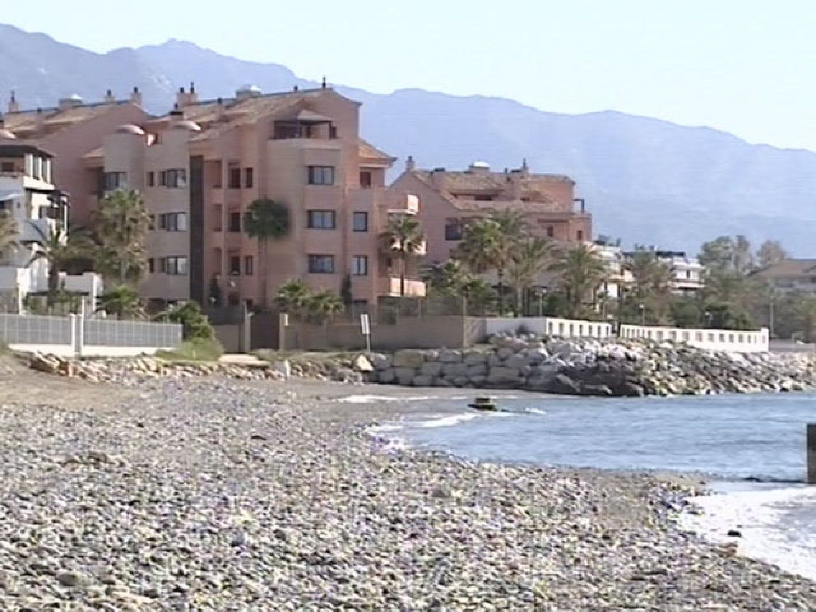 Sean Connery no se presenta ante el juez | Ver