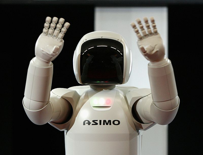 ASIMO, 10 años cumpliendo la ley de la robótica