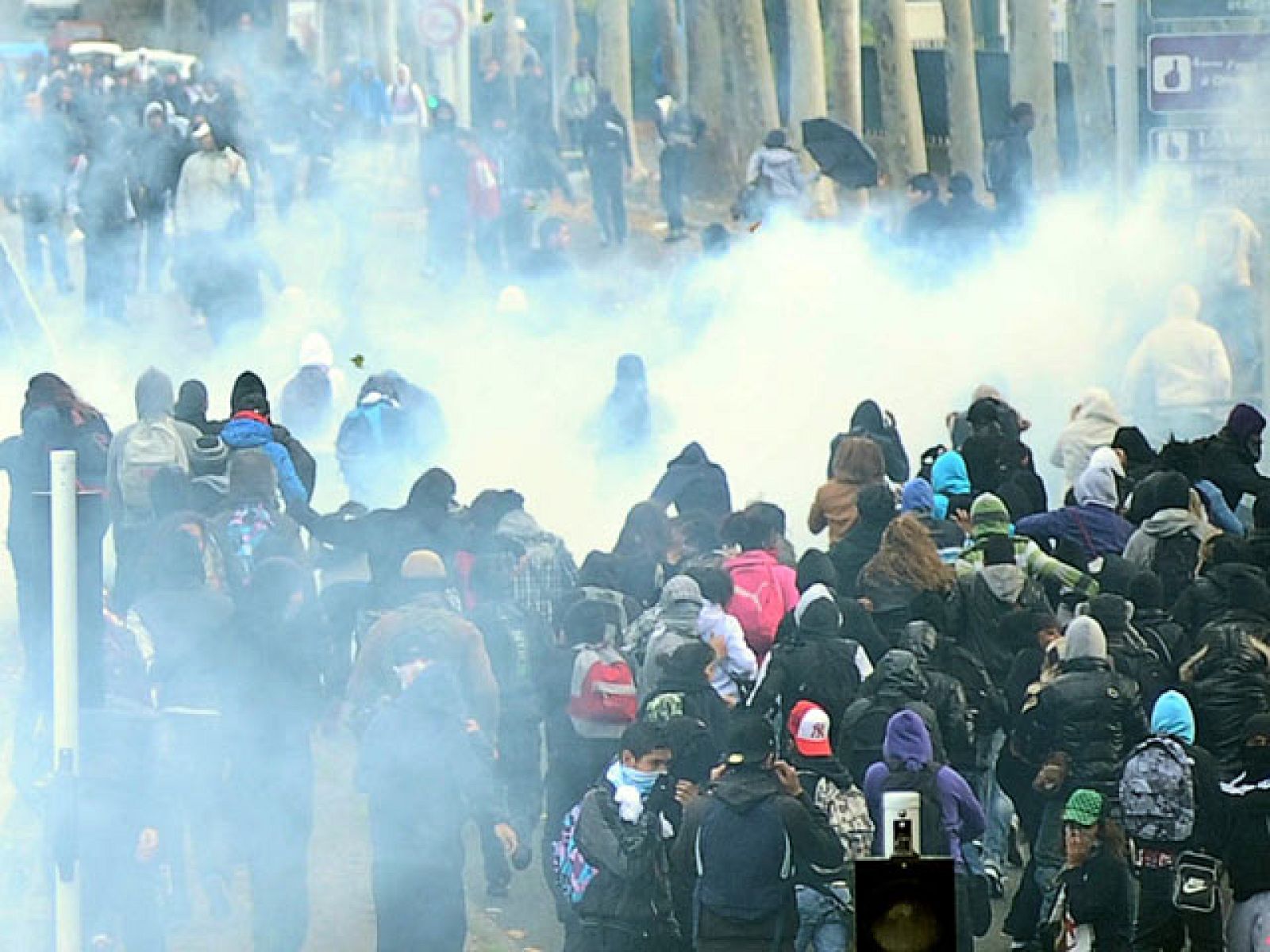 Francia vive su novena jornada de huelga contra el retraso en la edad de jubilación | Ver
