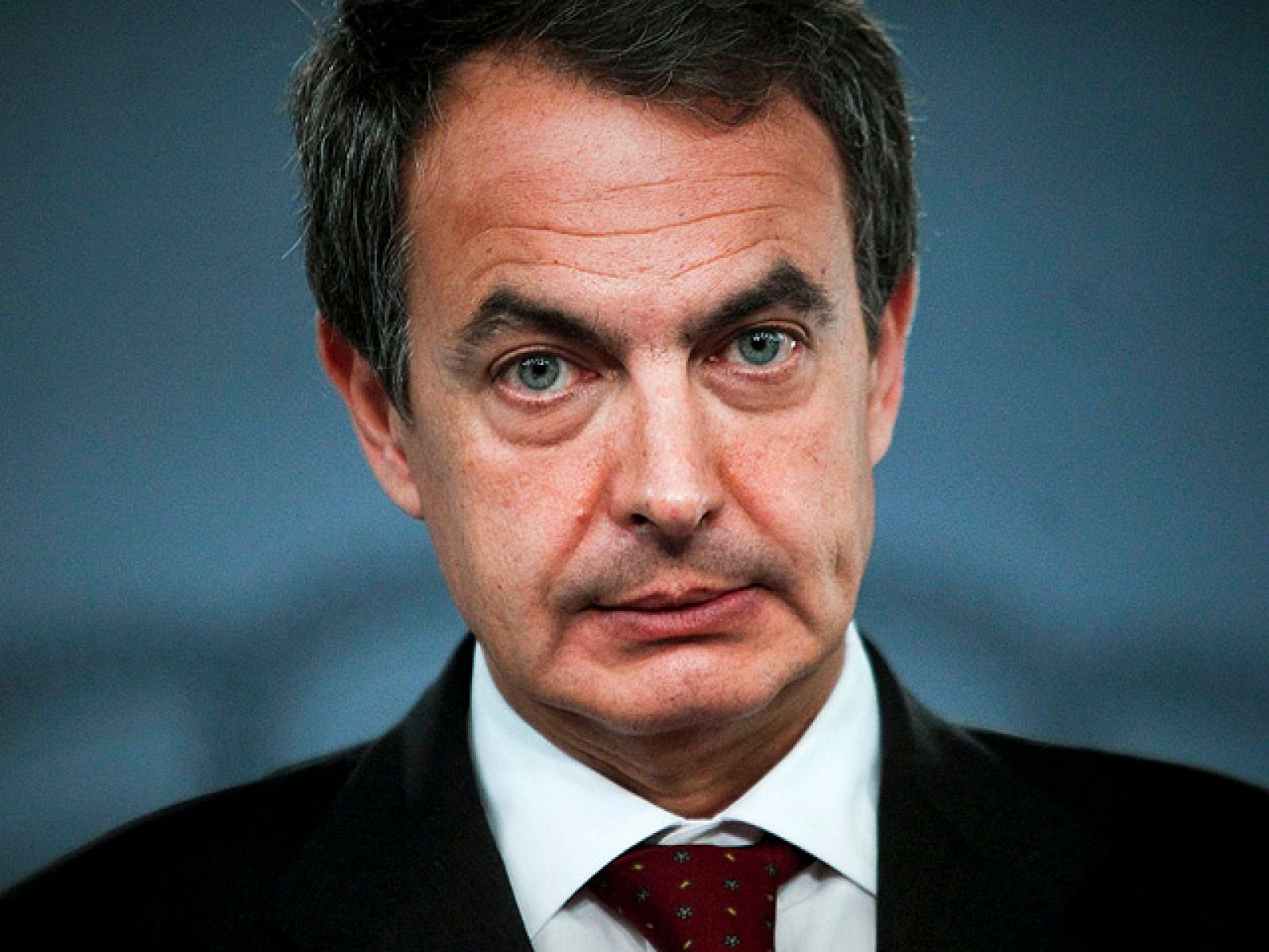 Zapatero explica los cambios en el Gobierno | Ver