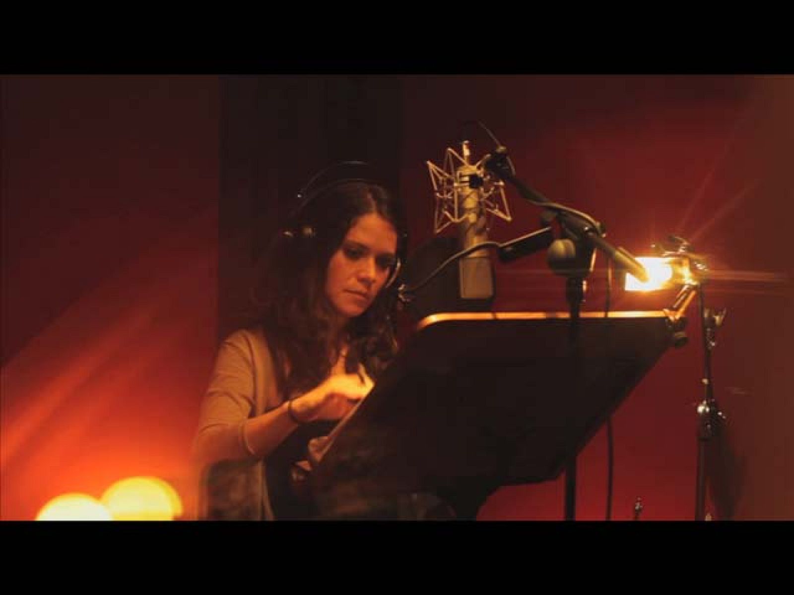 Como Irma la Dulce interpreta 'The Girl from Yesterday', versión del clásico de Antonio Vega | Ver