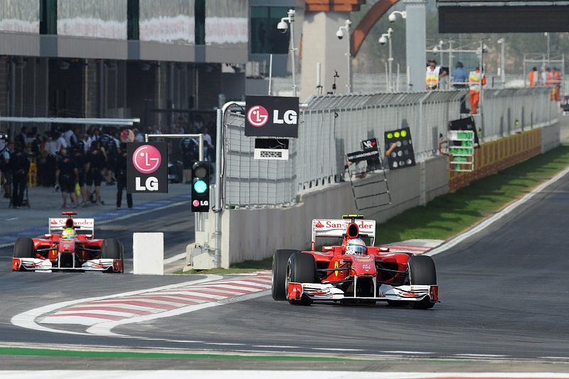 Alonso, segundo en los libres, va a por todas en el Gran Premio de Corea