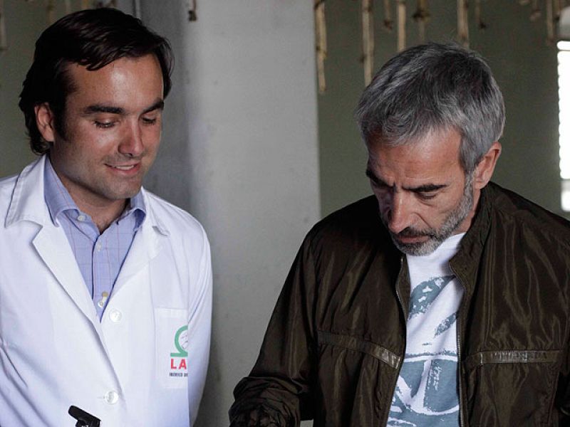 "Un país para comérselo" viaja a la Huelva del jamón, las gambas y las fresas