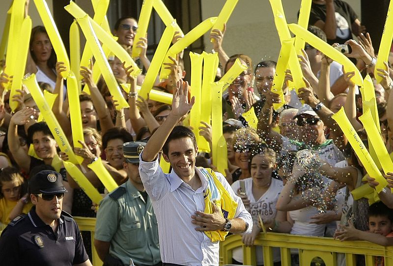 Contador, "hijo predilecto" de Pinto