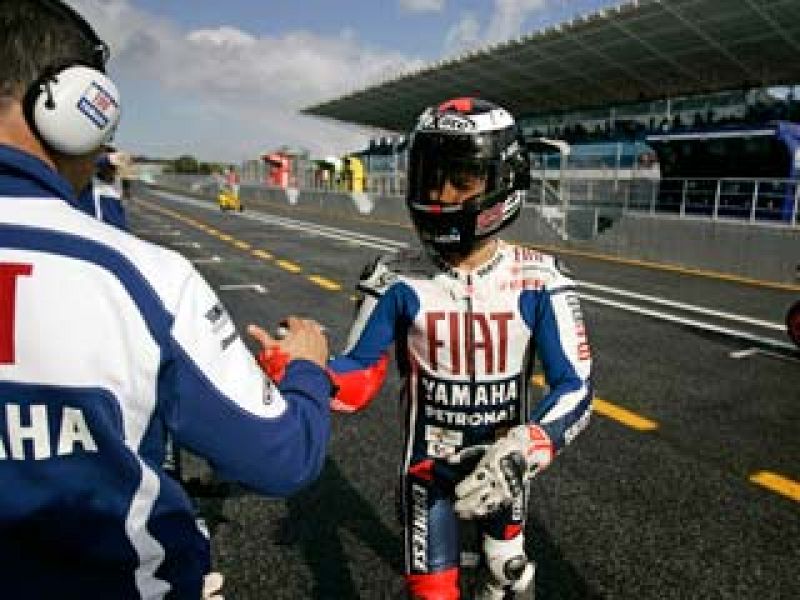 Jorge Lorenzo lidera la segunda sesión de entrenamientos libres de Estoril
