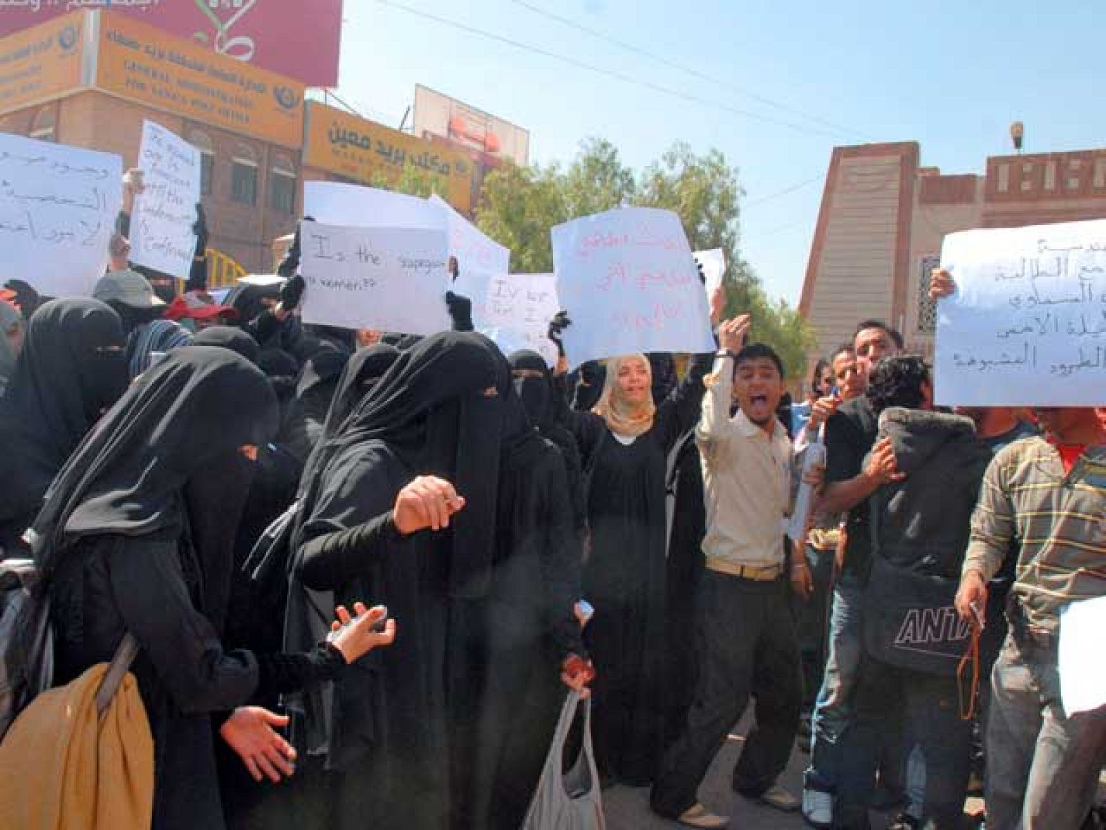 Liberan a la yemení detenida por su relación con los explosivos